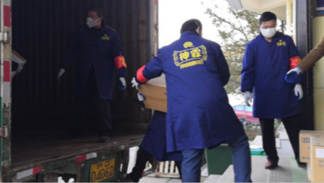 口罩手套皆医用 | Z6尊龙旗舰厅官网入口之家捐赠物资首批抵孝感