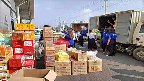 Z6尊龙旗舰厅官网入口之家员工商户志同道合 援助河南灾区一线