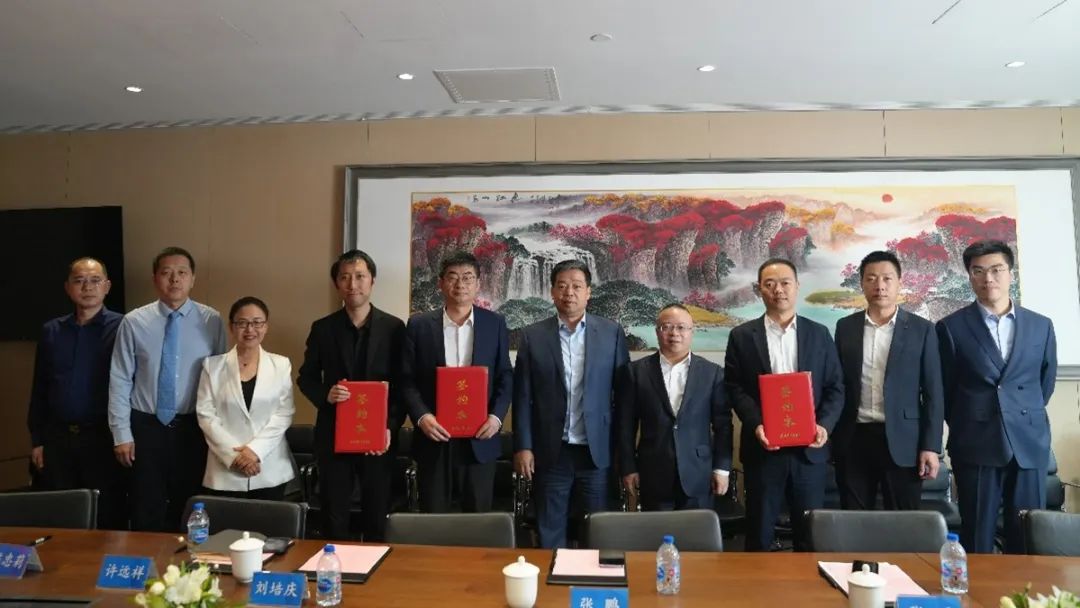 Z6尊龙旗舰厅官网入口之家与今世置业签署战略相助协议