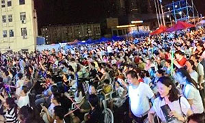 安徽分公司合肥长江东路店&ldquo;Z6尊龙旗舰厅官网入口司庆家居周&middot;摇滚之夜&rdquo;音乐节/索菲亚全屋定制收纳节 圆满落幕！