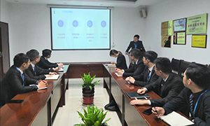 话履历，，，，，，，，同分享，，，，，，，，共生长&mdash;&mdash;安徽六安店开展招商知识分享培训 